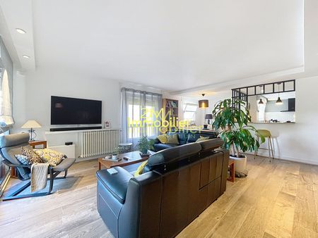 Location Appartement 5 pièces 124m² - Photo 4