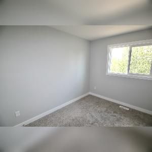 Redwater 3 Bed 2.5 Bath Duplex Dbl Garage For Rent - Photo 3