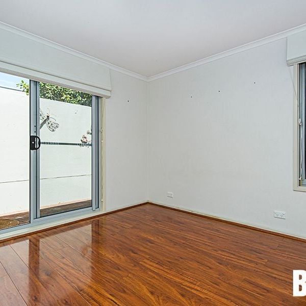 11/107 Limestone Avenue Braddon ACT - Photo 1