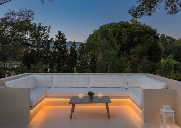 Luxury Villa for rent in Marbella Del Este, Spain
