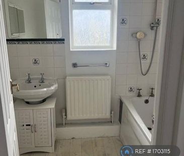 3 bedroom maisonette to rent - Photo 6