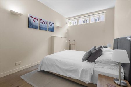 4 bedroom mews to rent - Photo 5