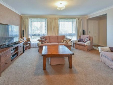 Great Location - Photo 3