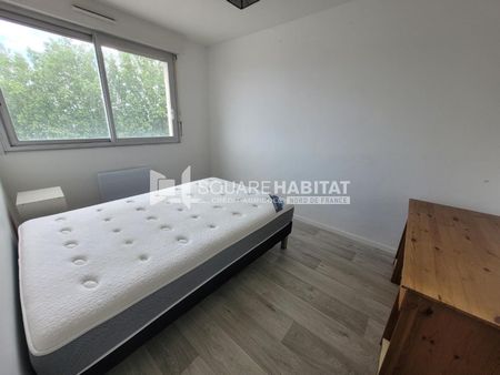 Location Appartement 2 pièces 45m² LILLE 59000 - Photo 3