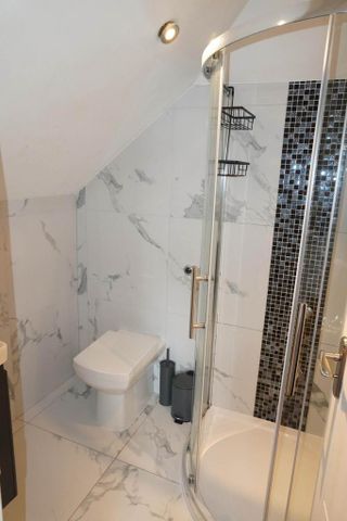 House share to rent - Photo 5