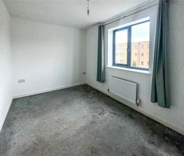 2 bedroom semi-detached house to rent - Photo 3