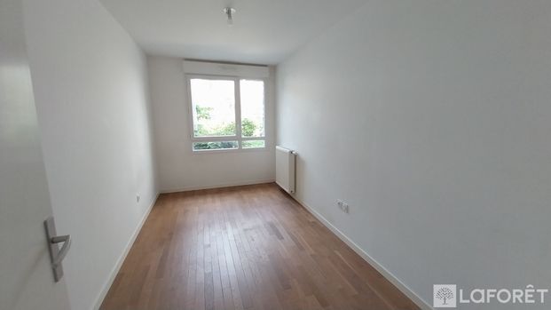 Apartment - Photo 1