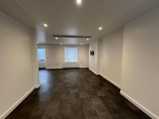 4 bedroom detached house to rent - Photo 1