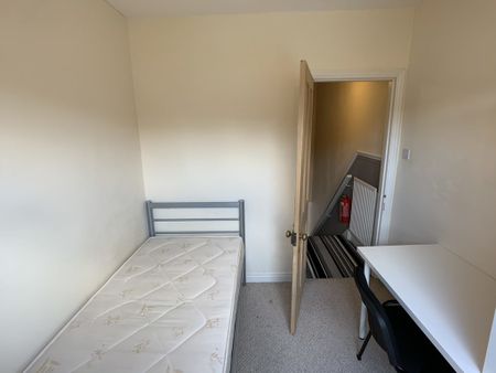 Curzon Terrace, South Bank - P1712 - Photo 4