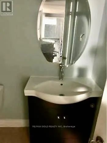 5 LOCKPORT CRESCENT - Photo 4