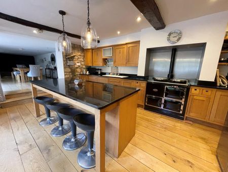 4 bedroom detached house to rent - Photo 5