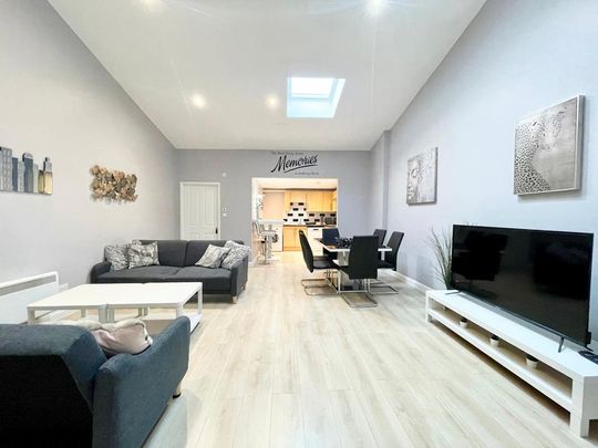 2 bedroom flat to rent - Photo 1