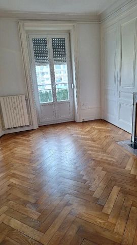 Appartement T3 A Louer - Villeurbanne - 86.66 M2 - Photo 4