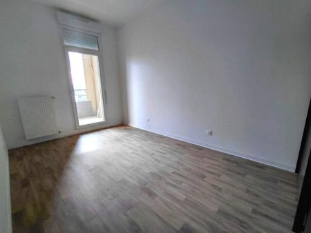 À louer T3 de 64,31 m² Cergy Trois Fontaines 95000 Cergy (95000) - Photo 2