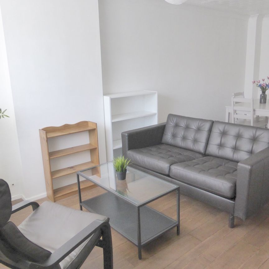 Two Bedroom House TO LET In Cambridge - Photo 1