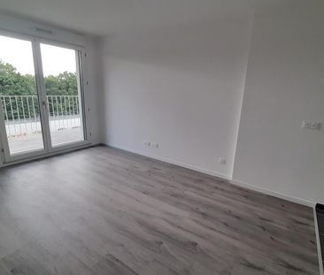 location Appartement T2 DE 39.96m² À MASSY - Photo 4