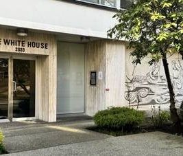 The White House - Photo 4