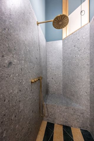 Historischer Charme & moderner Luxus – Wohnen in 1010 Wien - Photo 2