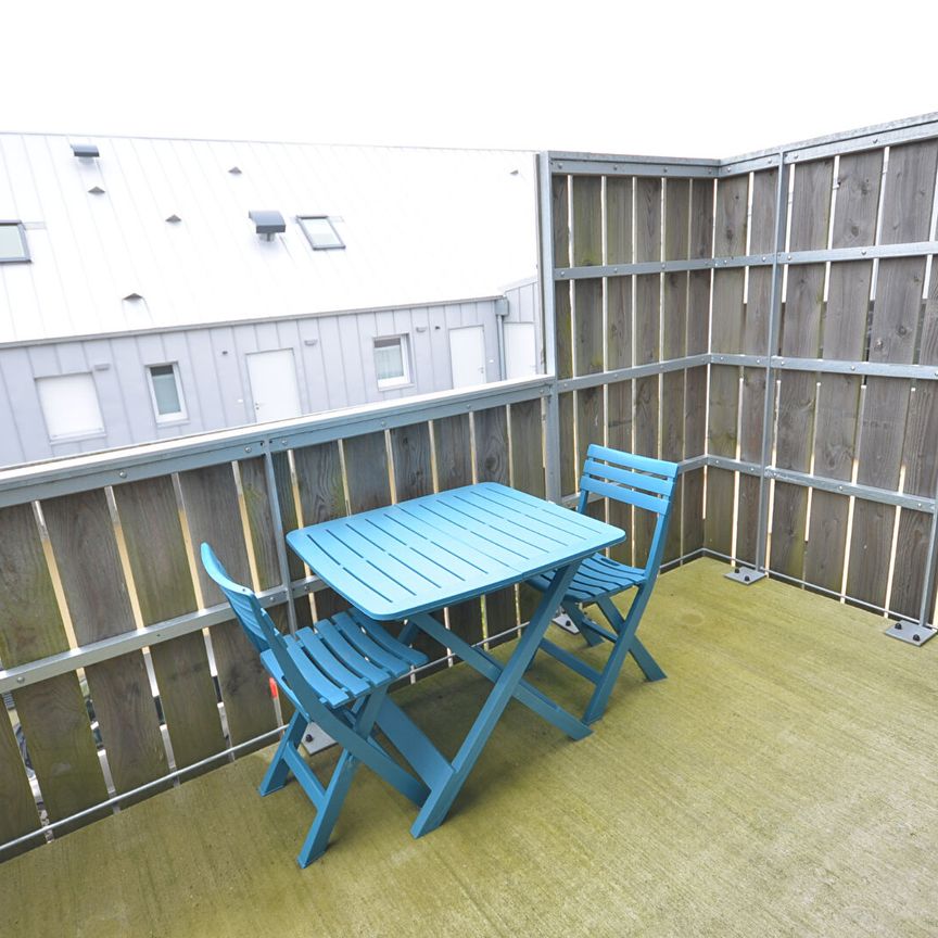 MILIZAC - Appartement T3 meublé récent de 58m² avec balcon et parking - Photo 1