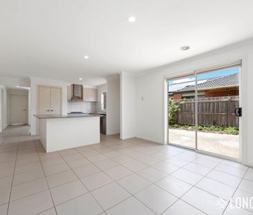 13 OReilly Road, Tarneit, Vic 3029 - Photo 6