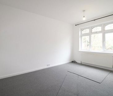 3 bedroom detached house to rent - Photo 2