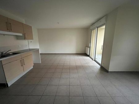 Location Appartement 3 pièces 64m² ALBI 81000 - Photo 5