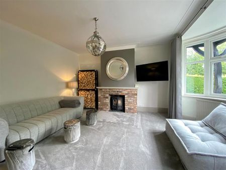4 bedroom detached house to rent - Photo 3