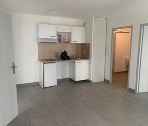 Location Appartement 2 pièces 46 m2 à Perpignan - Photo 2