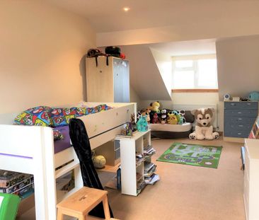 3 bedroom semi-detached house to rent - Photo 6