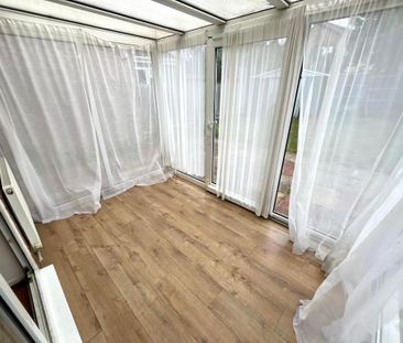2 bedroom semi-detached bungalow to rent - Photo 3