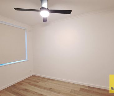 FRESHLY RENOVATED 2 BEDROOM APARTMENT IN CENTRAL DANDENONG! - Photo 2