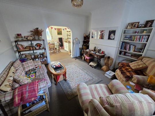 2 bedroom end of terrace house to rent - Photo 1