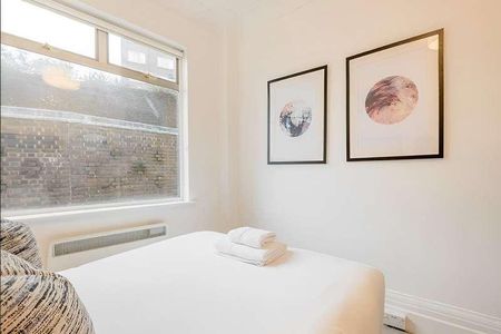 Strathmore Court Park Road, London, NW8 - Photo 5