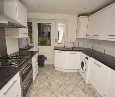 4 bedroom house to rent - Photo 1