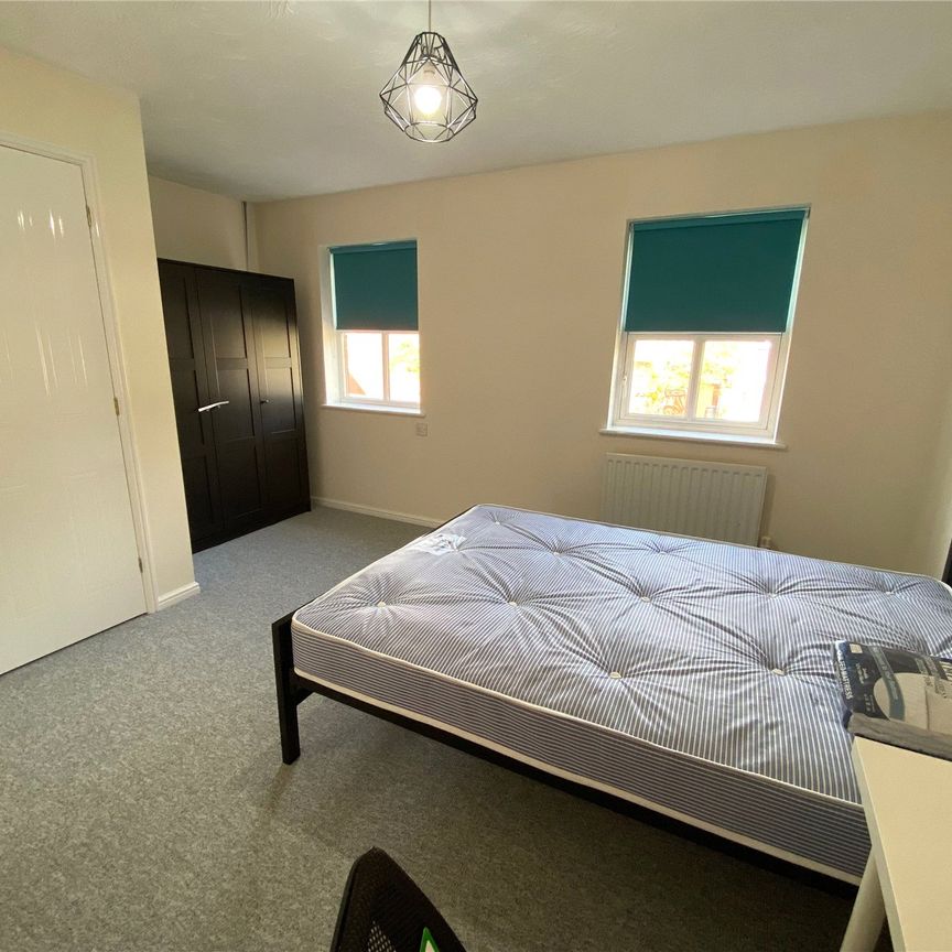 Wright Way, Stoke Park - Photo 1