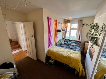 4 bedroom house share to rent - Photo 5