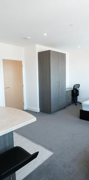 Studio to rent - Photo 1