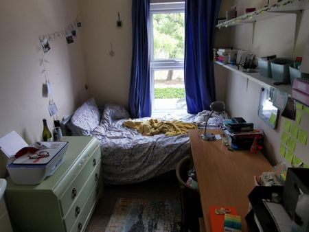 5 bedroom terraced house to rent - Photo 5