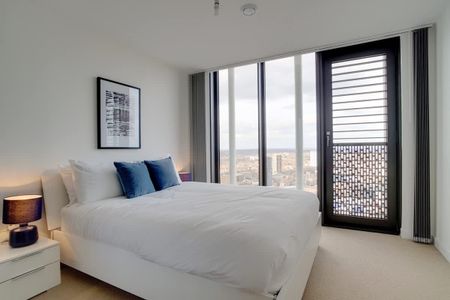 Stratosphere Tower, Great Eastern Road, London, E15 - Photo 2