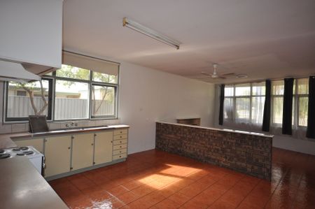 COTTAGE IN PRIME LOCATION - Photo 4