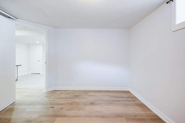 For Lease - 2556 Lake Shore Boulevard Unit# Lower, Toronto, Ontario - Photo 1