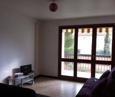 Location appartement 1 pièce 29.44 m² à La Seyne-sur-Mer (83500) - Photo 1