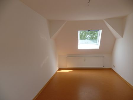 Helle Dachgeschosswohnung – ideal für Paare oder kleine Familien - Photo 3