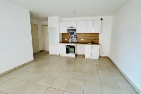 Bel appartement T2 proche Place de la Liberté - Photo 3