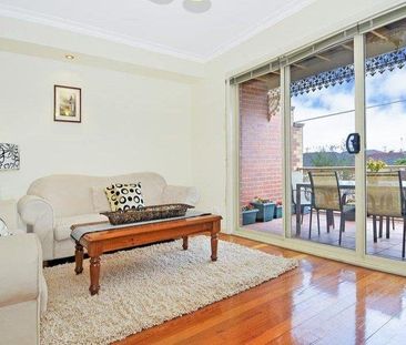 48 Collier Crescent, Brunswick, VIC 3056 - Photo 2