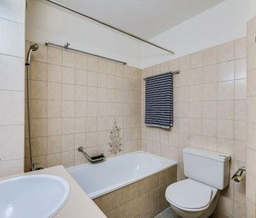 Bereit für eine WG? Originelle Duplexwohnung im Zentrum! - Photo 3