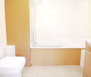 Rusham Road, Egham, Surrey, TW20 9LS - Photo 2