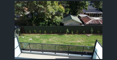 Two Bedroom Apartment For Lease - Photo 3