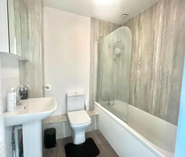 1 bedroom flat to rent - Photo 3