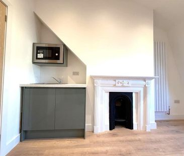 Studio to rent - Photo 6